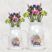 Заредете изображение във визуализатора на галерията – Персонализирана керамична ваза Подарък за учител - Книга с цветя