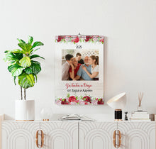 Заредете изображение във визуализатора на галерията – Персонализиран Годишен Календар със снимки по ваше желание - Рози за Баба Дядо