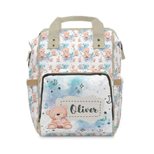Заредете изображение във визуализатора на галерията – Персонализирана чанта раница за бебешки пелени и принадлежности - Мече за момче