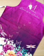 Заредете изображение във визуализатора на галерията – Персонализирана Престилка майка и дъщеря - Цветя в бордо