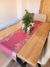 Заредете изображение във визуализатора на галерията – Персонализиран Тишлайфер - Коледата на моето семейство