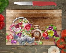 Заредете изображение във визуализатора на галерията – Стъклена дъска за рязане от закаленo стъкло - Български традиционни мотиви