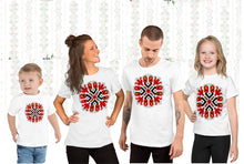 Заредете изображение във визуализатора на галерията – Тениска с Български Мотиви - Шевица