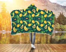 Заредете изображение във визуализатора на галерията – Одеяло с качулка