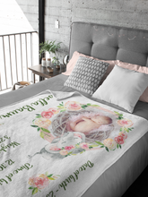 Заредете изображение във визуализатора на галерията – Персонализирано бебешко одеало за момичета -Слонче