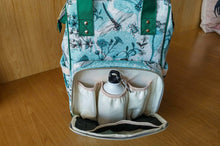 Заредете изображение във визуализатора на галерията – Персонализирана чанта раница за бебешки пелени и принадлежности -Тюркоаз и цветя
