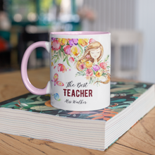 Заредете изображение във визуализатора на галерията – Комплект Персонализиран тефтер, чаша и книгоразделител  за учител - Момиче с Цветя в розово

