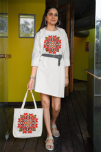 Заредете изображение във визуализатора на галерията – Дълга Тениска рокля ( туника) с Български Мотиви - Шевица бяла
